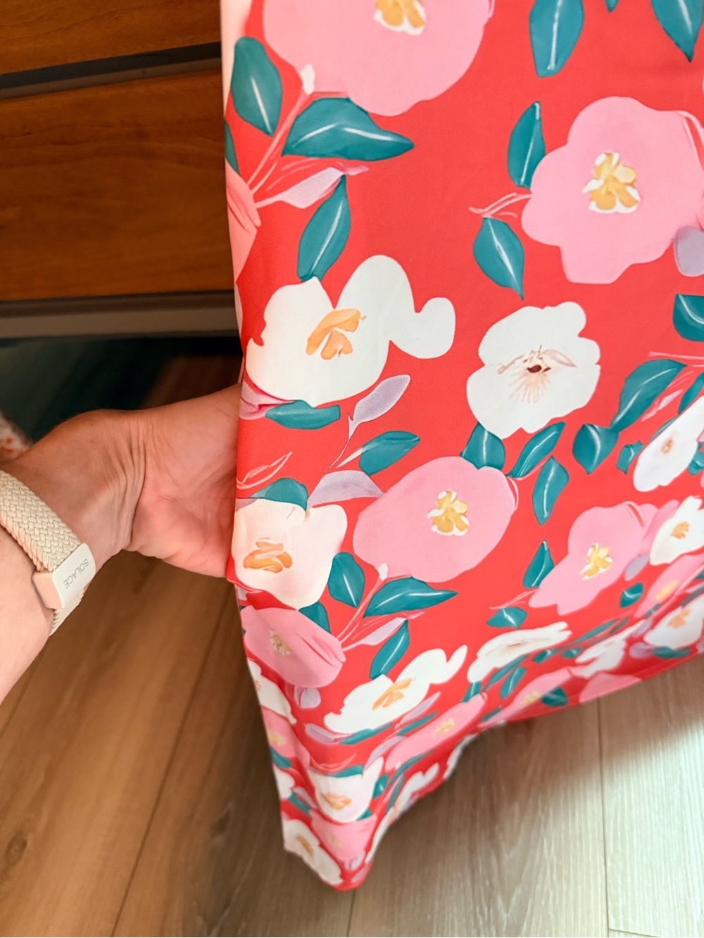 The Boutique Lab Floral V-Neck Shift Dress - Coral Pink White - Picture 4 of 5